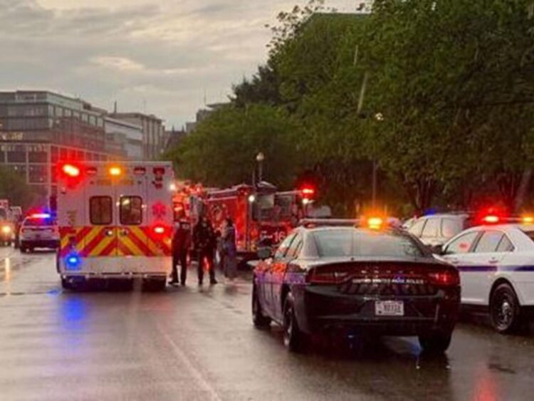Rayo cae sobre varias personas cerca de la Casa Blanca; hay 4 heridos graves