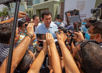 Beneficia Gobierno de Matamoros a miles de alumnos con accesos a las escuelas