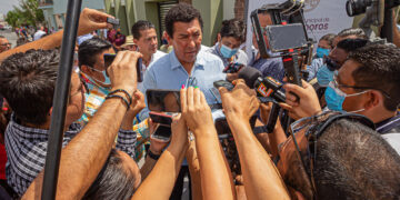 Beneficia Gobierno de Matamoros a miles de alumnos con accesos a las escuelas