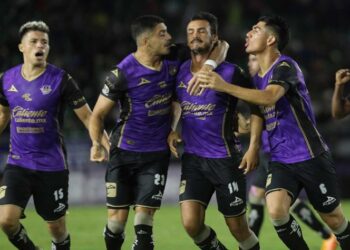 Mazatlán se impone 2-1  sobre Chivas de Guadalajara