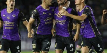 Mazatlán se impone 2-1  sobre Chivas de Guadalajara