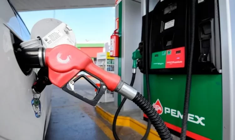 Regresan impuesto a gasolina Premium; esto pagarán extra los automovilistas