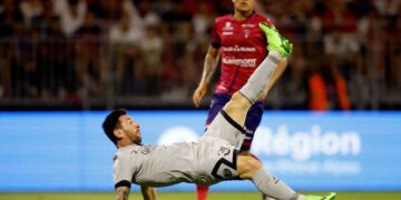 Messi marca un gol de antología en triunfo del París Saint-Germain