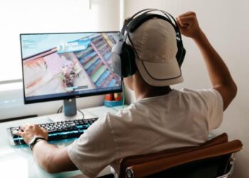 Exhortan a combatir delitos contra menores en plataformas digitales para videojuegos