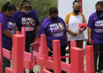 Crean memorial en honor a mujeres violentadas en México