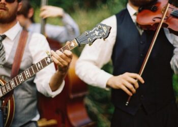 How to find the right wedding musicians in Los Cabos for your big day