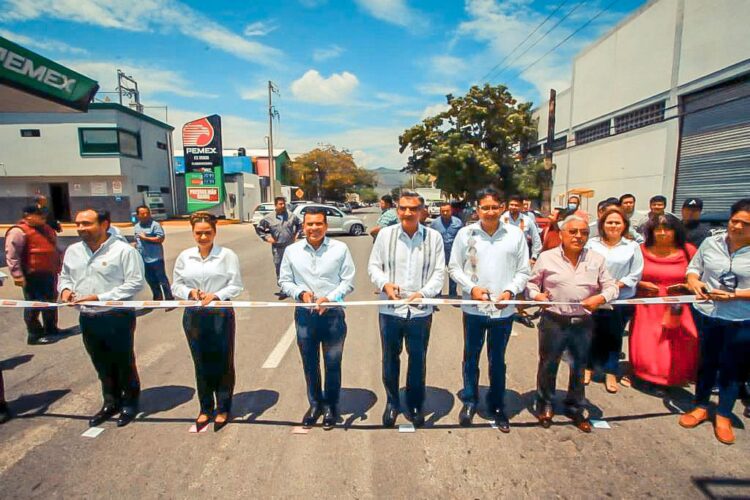 Inaugura Américo Villarreal paquete de obras en Victoria