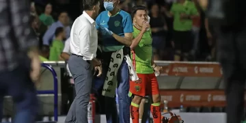 Hernán Cristante protagoniza bronca con Gustavo Leal, asistente del Atlético San Luis