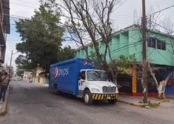 Camión de la Pepsi dejan a colobo sin luz