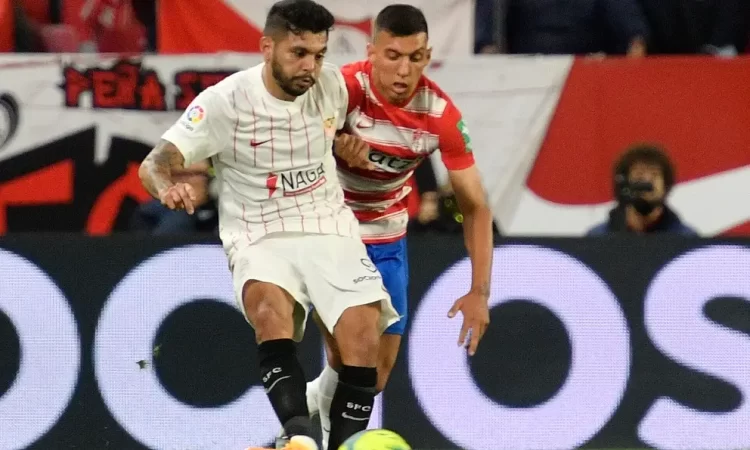 ¡Adiós al Mundial! Tecatito se rompe el peroné y ligamentos