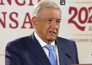 AMLO pide ayuda para tener acueducto en Nuevo Léon en 8 meses