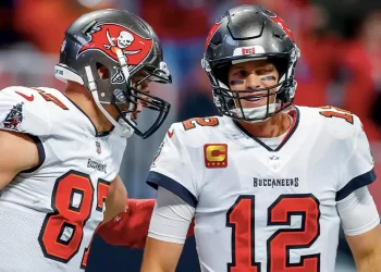 Se revela que Tom Brady y Rob Gronkowski estuvieron muy cerca de Raiders