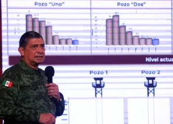 Gobierno niega suspensión del rescate de 10 mineros atrapados
