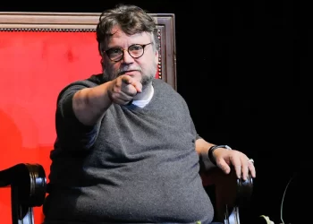 Del Toro y tres españoles serán reconocidos por la Universidad de México