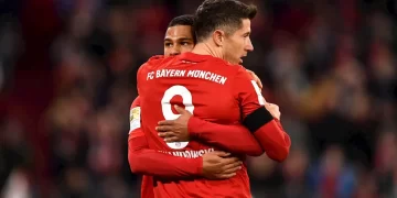 Lewandowski se despide entre abrazos del Bayern