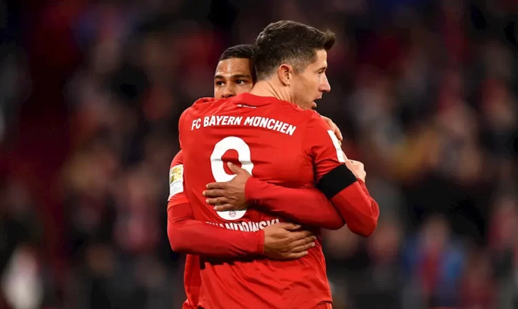 Lewandowski se despide entre abrazos del Bayern