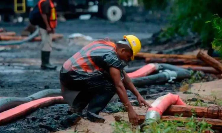 Pedir renuncias por tragedia en mina es ‘Politiquería’: López Obrador