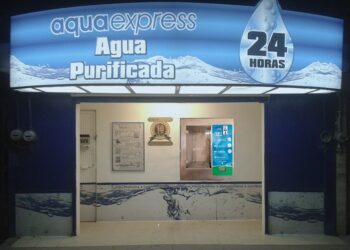 Cuando dinero genera una máquina vending de agua