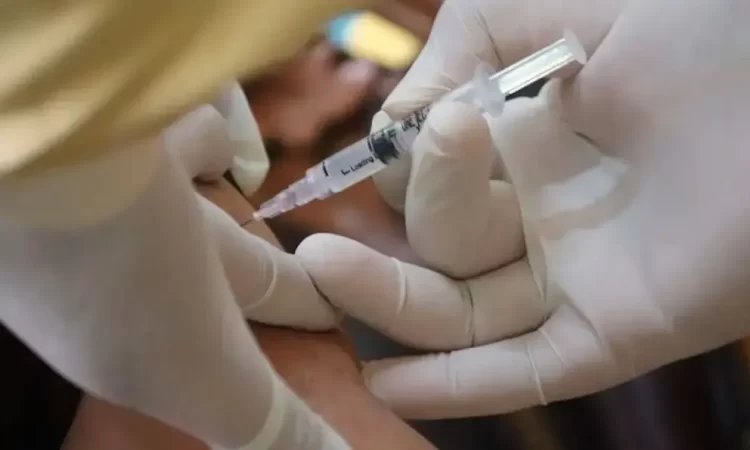 México registró 21 mil 363 casos y 133 muertes por COVID-19