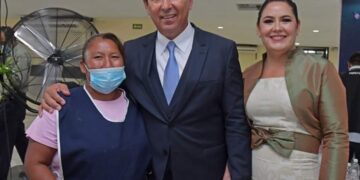 Reconoce Alcalde Mario López trabajo de Marsella Huerta al frente del DIF