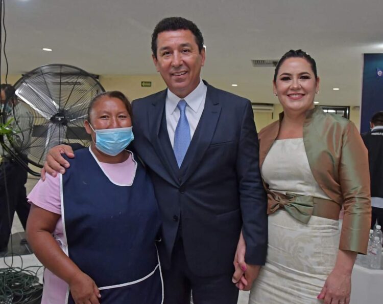 Reconoce Alcalde Mario López trabajo de Marsella Huerta al frente del DIF