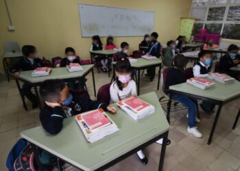 Jueza ordena restaurar el programa ‘Escuelas de Tiempo Completo’
