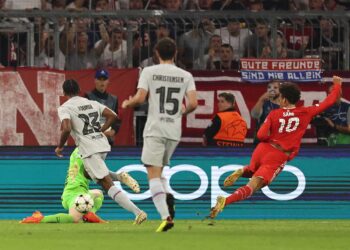 Bayern Múnich se impone 2-0 al Barcelona en la Champions League