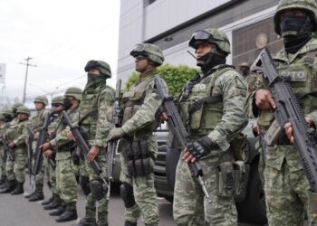 En comisión, diputados aprueban en lo general iniciativa del PRI sobre el Ejército