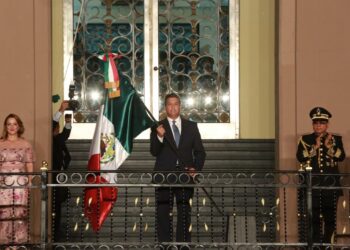 Pega Cabeza de Vaca su último grito… de independencia; arenga federalismo y democracia