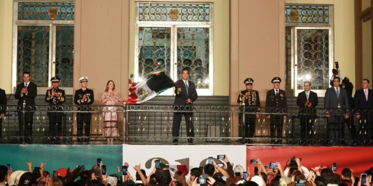 Pega Cabeza de Vaca su último grito… de independencia; arenga federalismo y democracia