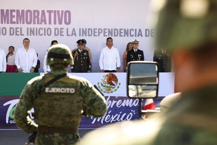 Realizan en Victoria desfile militar conmemorativo  al 212 Aniversario de la Independencia de México.