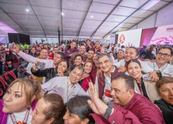 Participa el gobernador Américo Villarreal en el Congreso Nacional de Morena