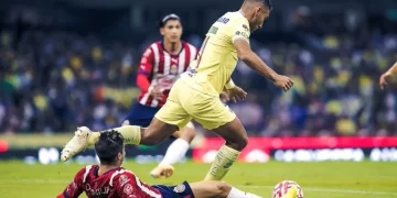 América se lleva el clásico 2-1 ante Chivas en el Estadio Azteca