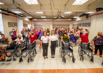 Entrega DIF-Victoria apoyos en beneficio de personas vulnerables