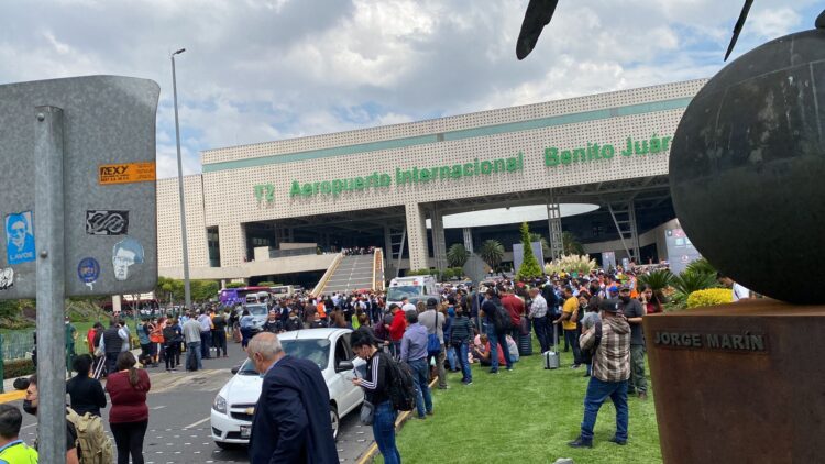 Temor, pánico, carreras y zozobra se vivieron durante sismo en el Aeropuerto de la CDMX