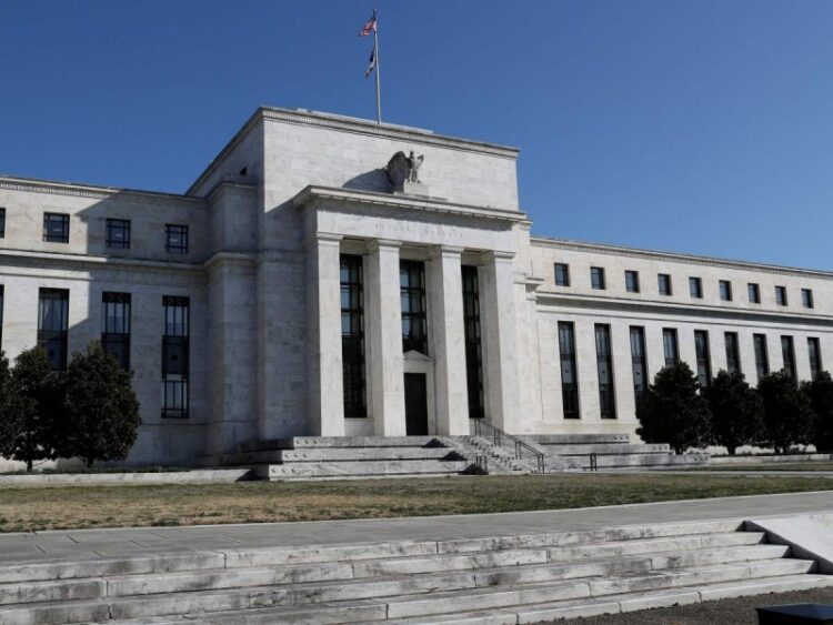 Fed sube tasas de interés en 0.75% para combatir inflación en EU