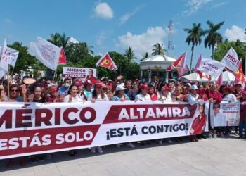 Miles de tamaulipecos firman respaldo político electoral a Américo Villarreal