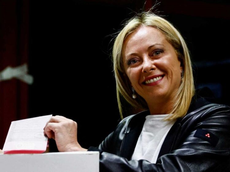 Extrema derecha conquista Italia; histórica victoria de Giorgia Meloni