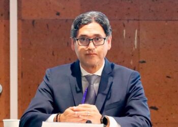 Evaluación permite mejorar los programas de desarrollo social: Erasmo González