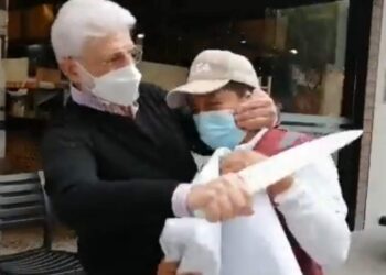 Trabajador del Invea presenta denuncia por agresión en taquería de papá de Tabe