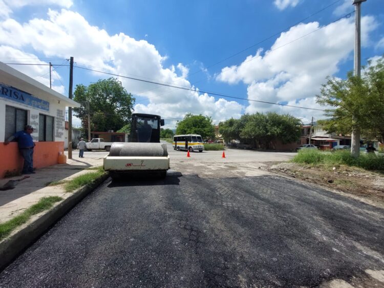 Se rehabilitan más de 9 mil metros cuadrados de calles en Victoria