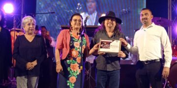 Rinde Gobierno de Matamoros homenaje a Rigo Tovar en el IX Aniversario del Museo