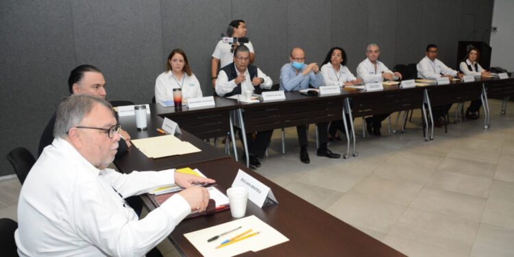 Presentan equipos de transición para relevo gubernamental en Tamaulipas