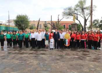 Encabeza Alcalde Mario López ceremonia de honores; rinden homenaje al Lic. José Félix Hi González