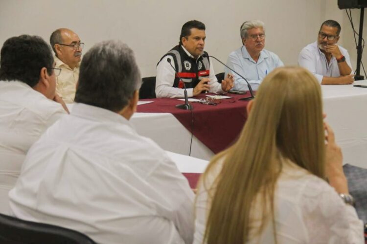 Se reúne alcalde de Victoria con dirigentes de sindicatos