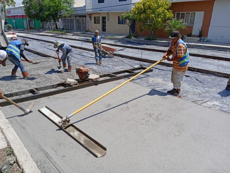 Rehabilita Ayuntamiento las calles de Victoria