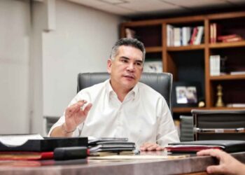 ‘Alito’ dice no tener ‘acuerdos en lo oscurito’ con el Gobierno ni alianza con Morena