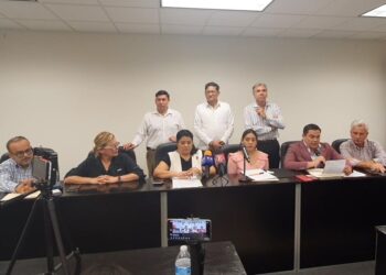 Rompe Poder Judicial orden constitucional al aceptar órdenes de CDV, acusa Morena