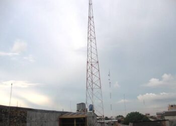 Muere matamorense al caer de antena de 60 metros de altura