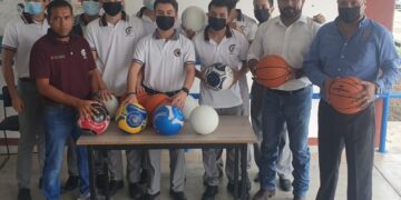 Alienta Gobierno de Lalo Gattás deporte estudiantil